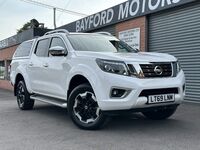 NISSAN NAVARA